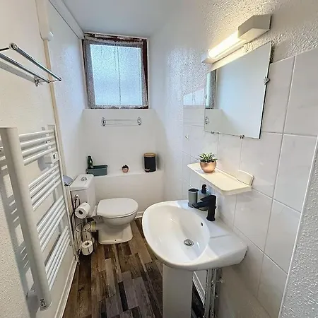 Cocon Pelerin Romantique A Lourdes, Climatise A 10 Min Sanctuaire & Gare 아파트 루르드
